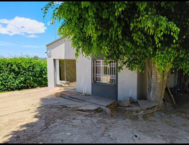 BUSINESS PROPERTY TO RENT IN MTHATHA CENTRAL